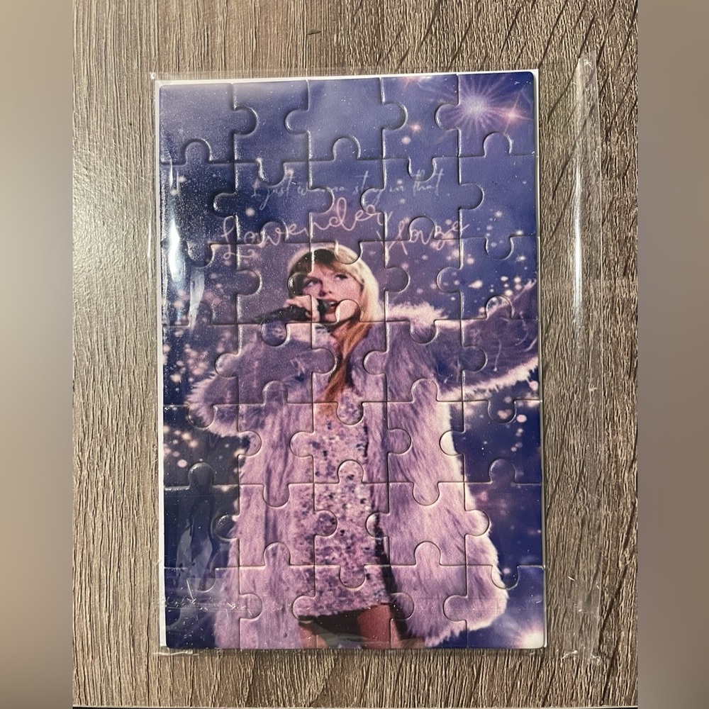 Taylor Swift Puzzle